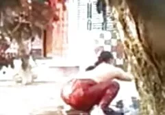 लड़का गधे में एक वैध गधे के साथ एक सेक्सी लड़की सेक्सी इंडियन मूवी को चोदता है