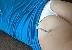 बड़े स्तन वाली सेक्सी हिंदी मूवी में रेडहेड महिला डॉगी स्टाइल में खड़ी थी